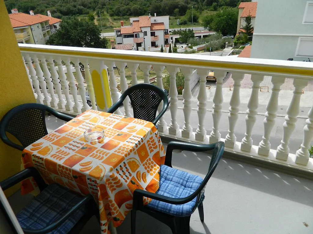 Apartment Carlijeva Pula